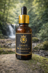 Mjukhet och hanterbarhet: Säg adjö till ostyrigt och grovt skägg. Vår specialframtagna olja tämjer frissighet, förbättrar mjukheten och gör det lätt att hantera, vilket gör styling till en barnlek.