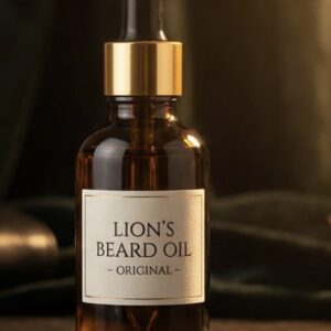 Näring och återfuktning: Berikad med en blandning av premiumoljor, ger vår skäggolja djup näring och återfuktar ditt ansiktshår och den underliggande huden, vilket främjar ett hälsosamt och välvårdat skägg. ✅ Mjukhet och hanterbarhet: Säg adjö till ostyrigt och grovt skägg. Vår specialframtagna olja tämjer frissighet, förbättrar mjukheten och gör det lätt att hantera, vilket gör styling till en barnlek.